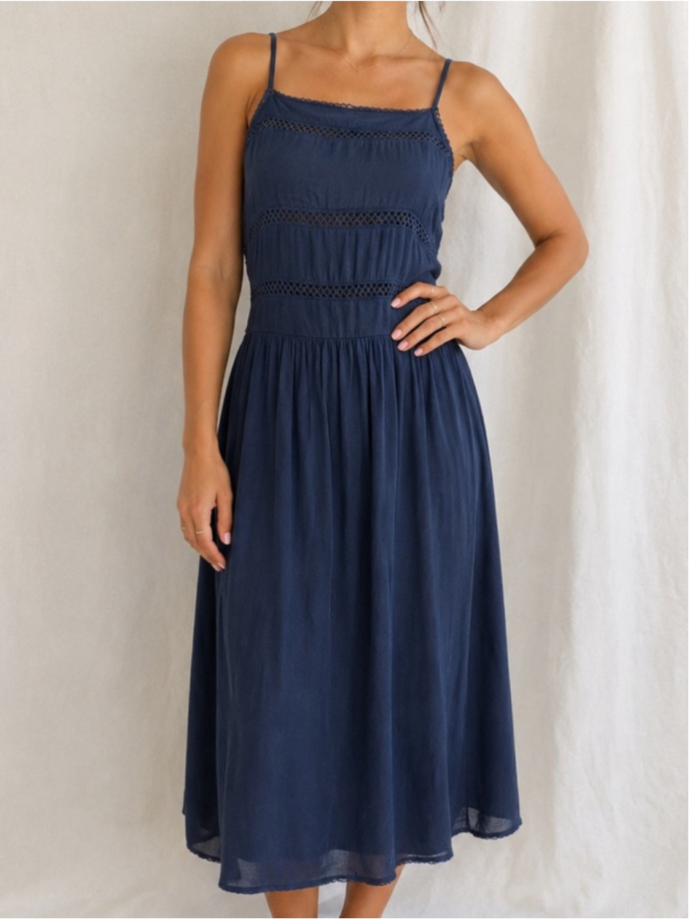 Aritzia Wilfred Dress Navy Blue Boho bohemian crochet cut out Midi XS 1459